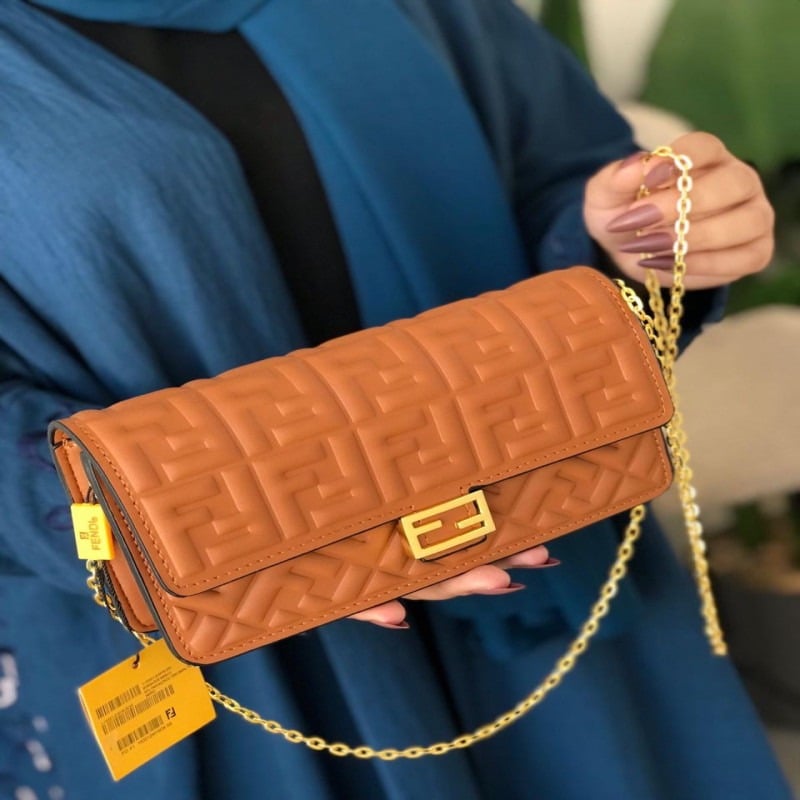 شنط يد نسائية متنوعة
