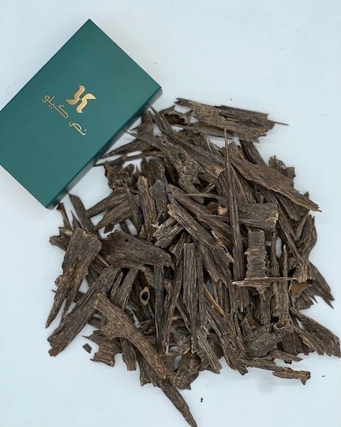 العود الهندي