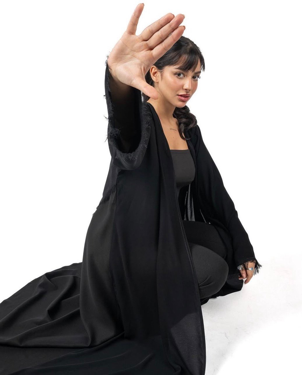 LINEN ABAYA