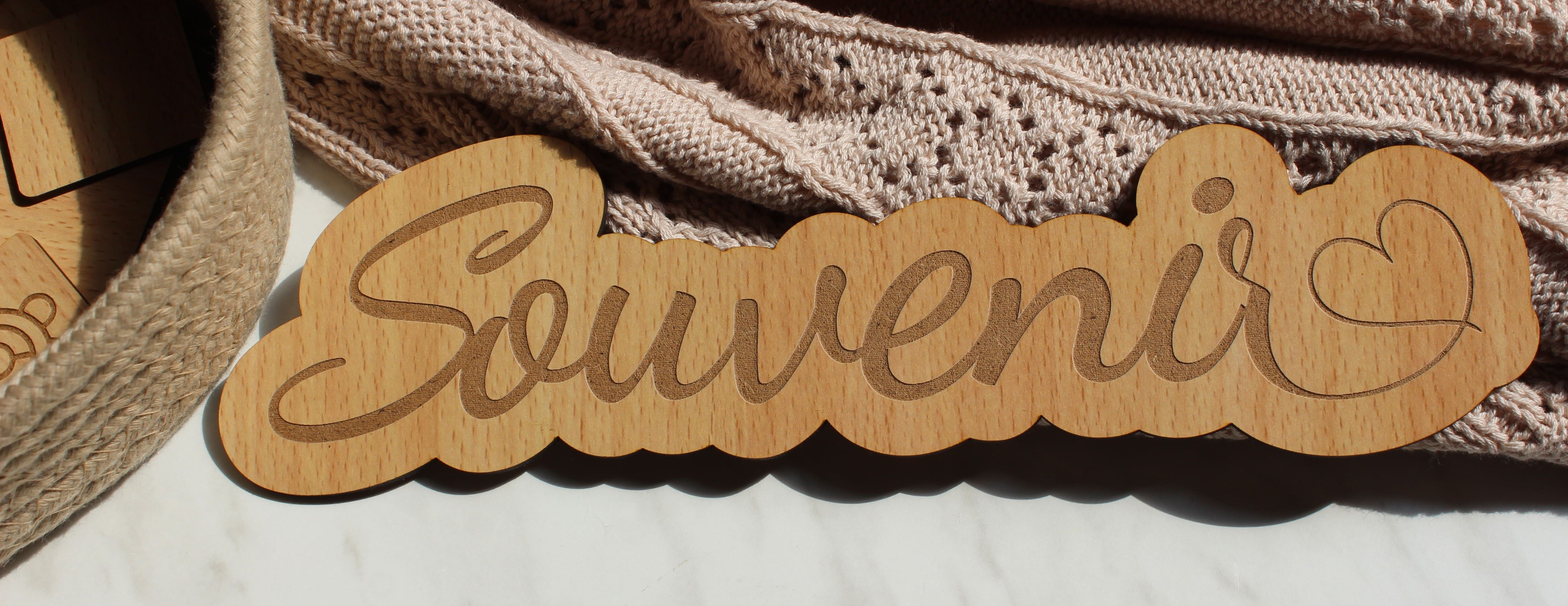 SOUVENIR image-slider-0