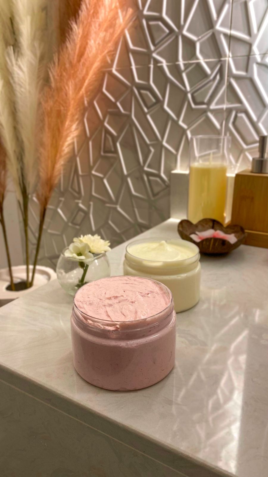 تابعونا على إنستقرام