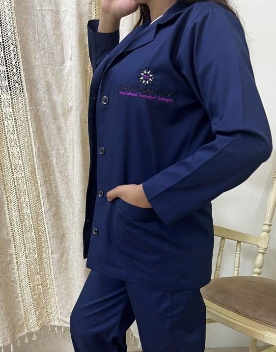 اختر زيك الموحد المعتمد من كلية التقنية