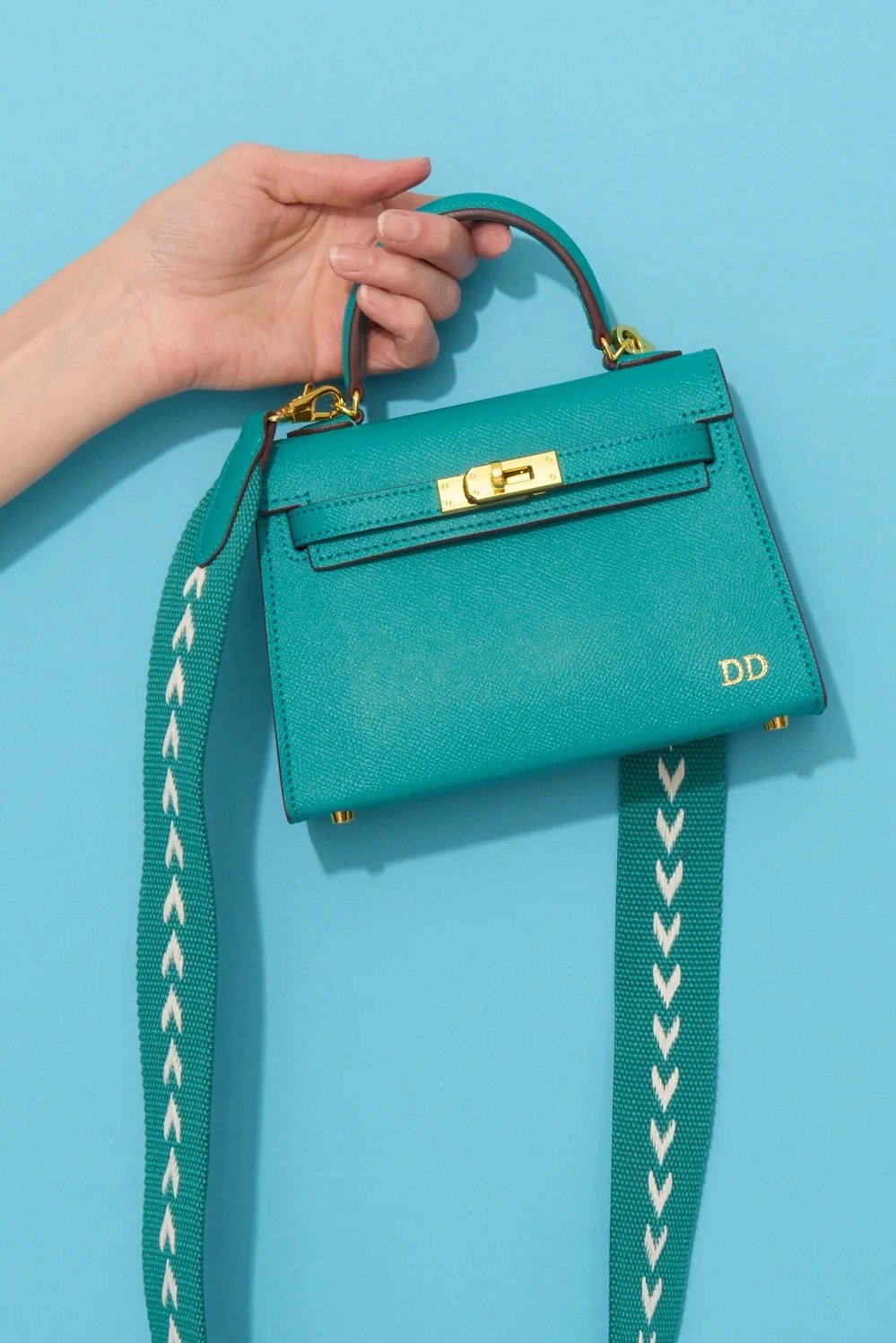 حقائب الجلد