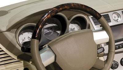 العناية بالبلاستيك والمطاط