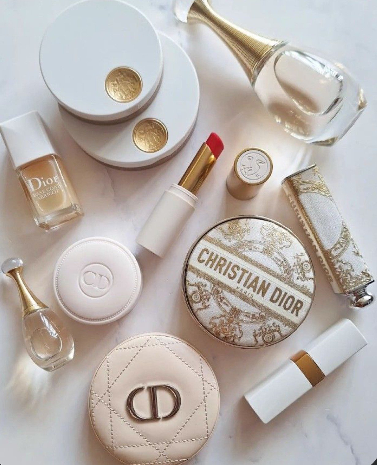makeup nada flowers