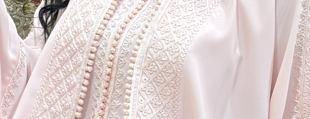 رداوان image-slider-1