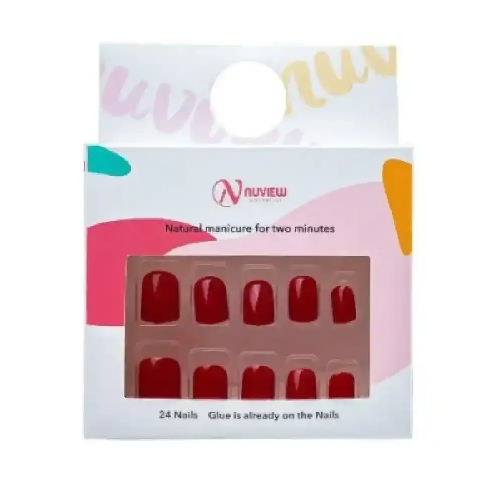 الأظافر الصناعية