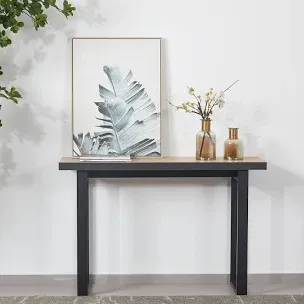 طاولات مدخل