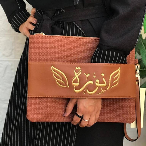 باوتش نسائي