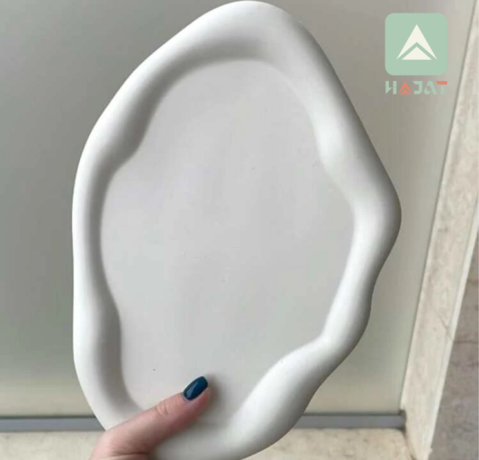 “تصاميم يدوية من الكونكريت، تجمع بين البساطة والفخامة.