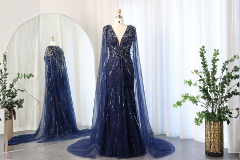 فساتين بأكمام طويلة