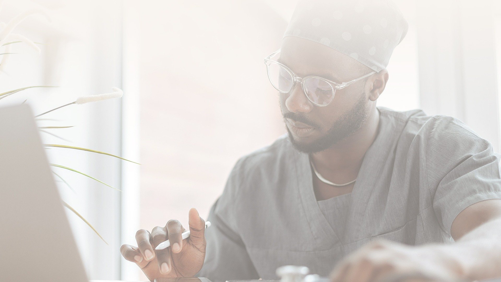 20 اوقست للسكراب الطبي