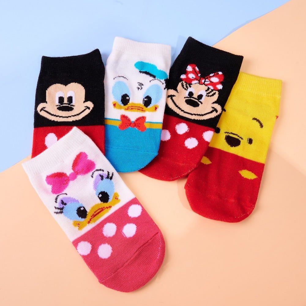 جوارب أطفال