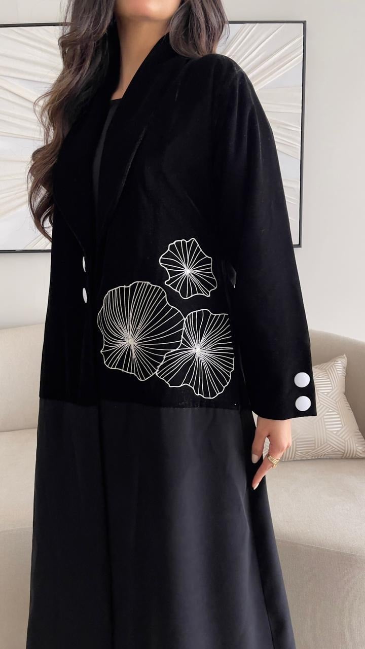  "ماريا"... متجر متكامل للعبايات، الطرح، والنقاب 