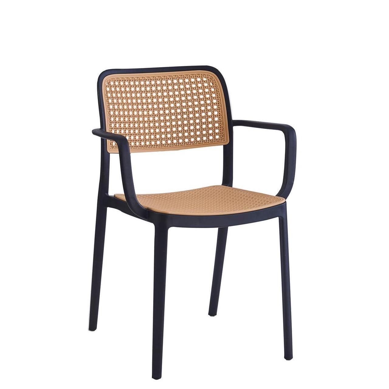 كراسي البلاستيك