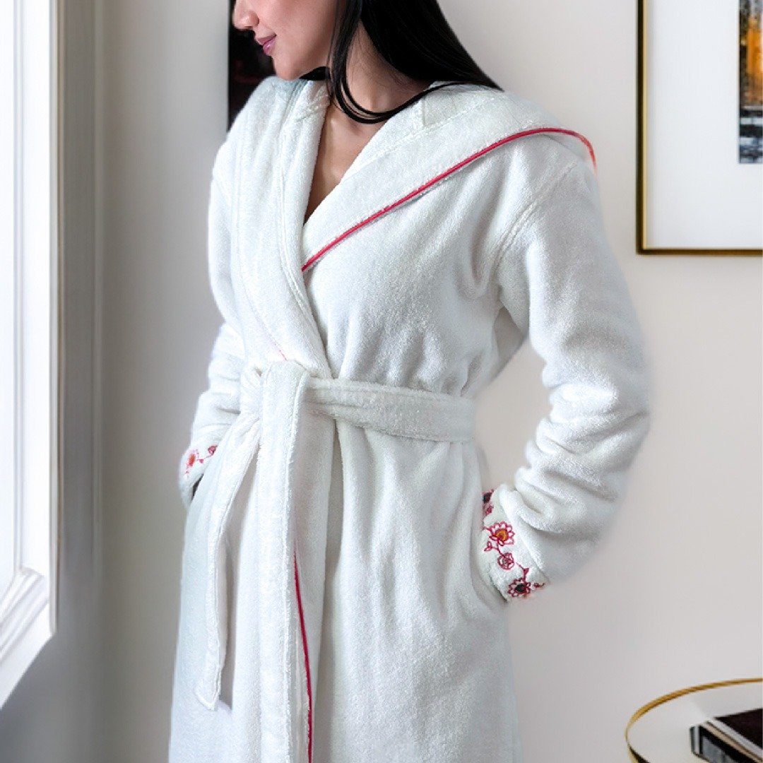 أرواب استحمام نسائي