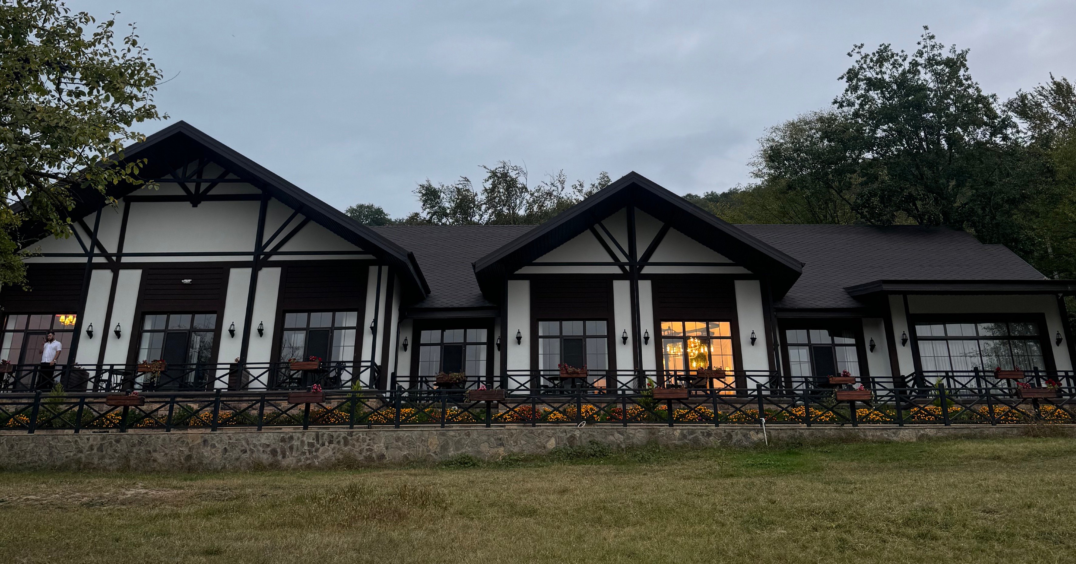 سارة بنت سعود