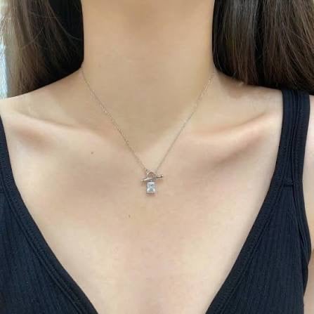 سلاسل نسائية