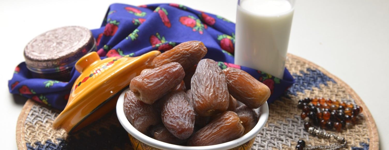 Nora Dates image-slider-2