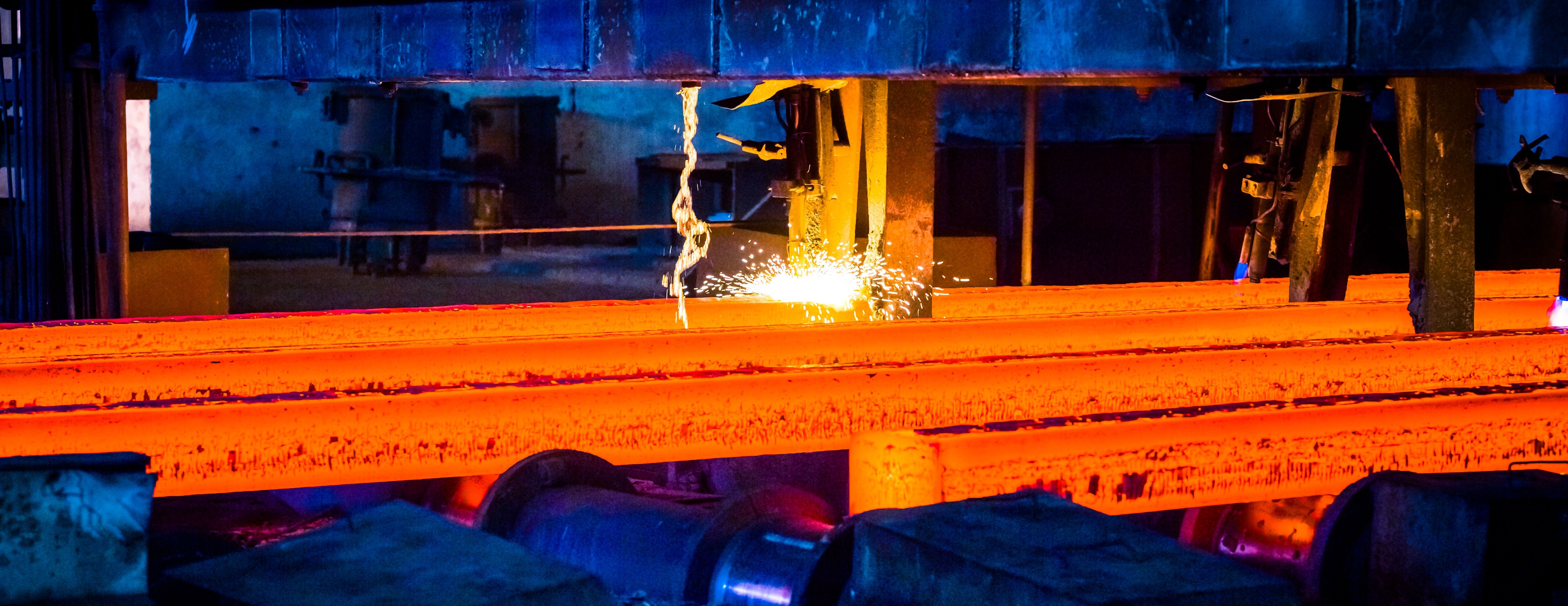 حديد ستور image-slider-1