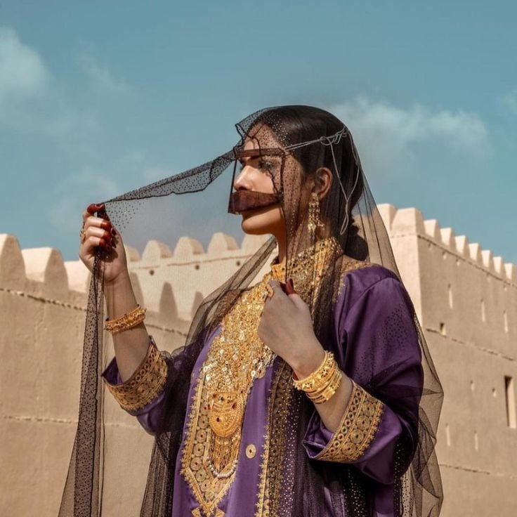 فساتين عذاري