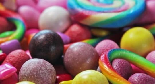 قسم الحلويات وأكثر