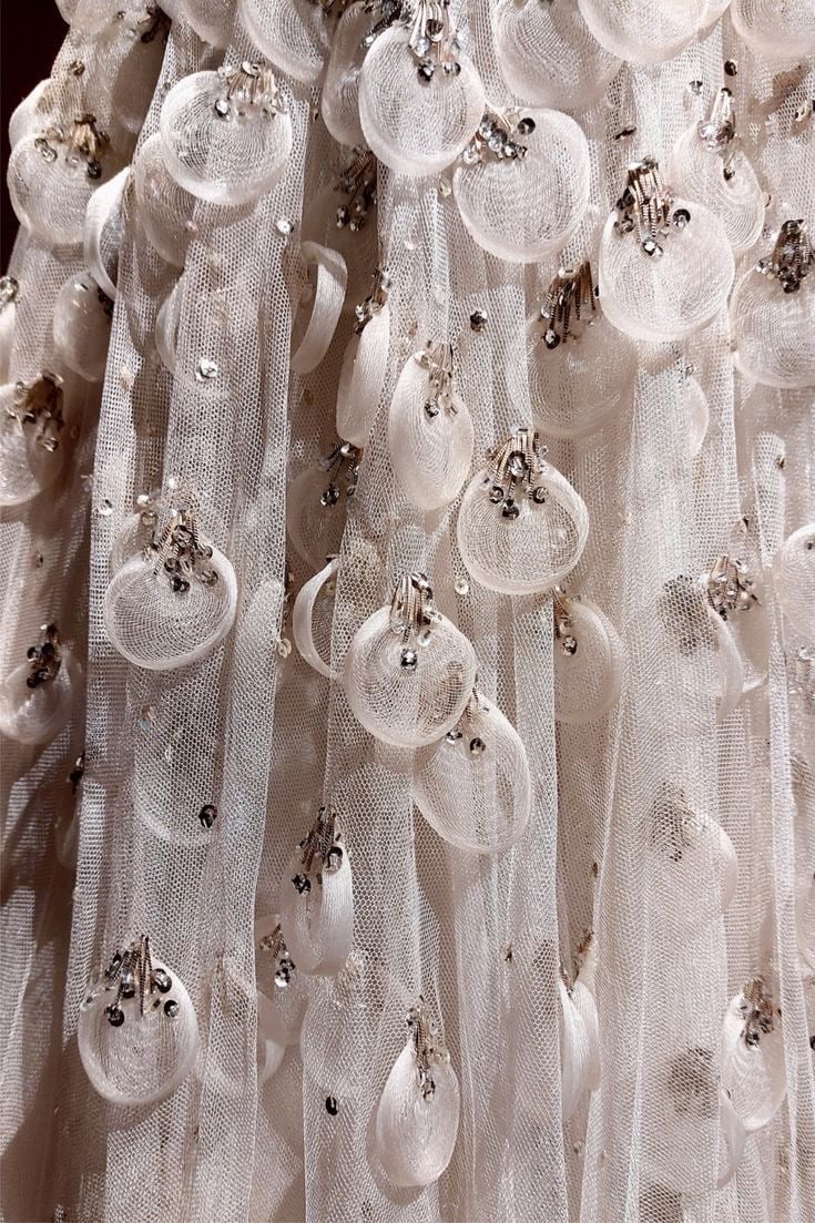 تابعونا على إنستقرام