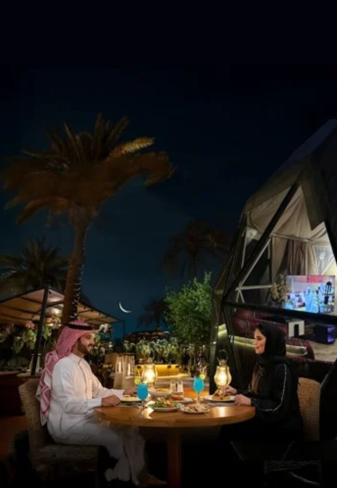 لأن اللحظات الحلوة ما تتكرر خلها تصير في مكان يستاهل
