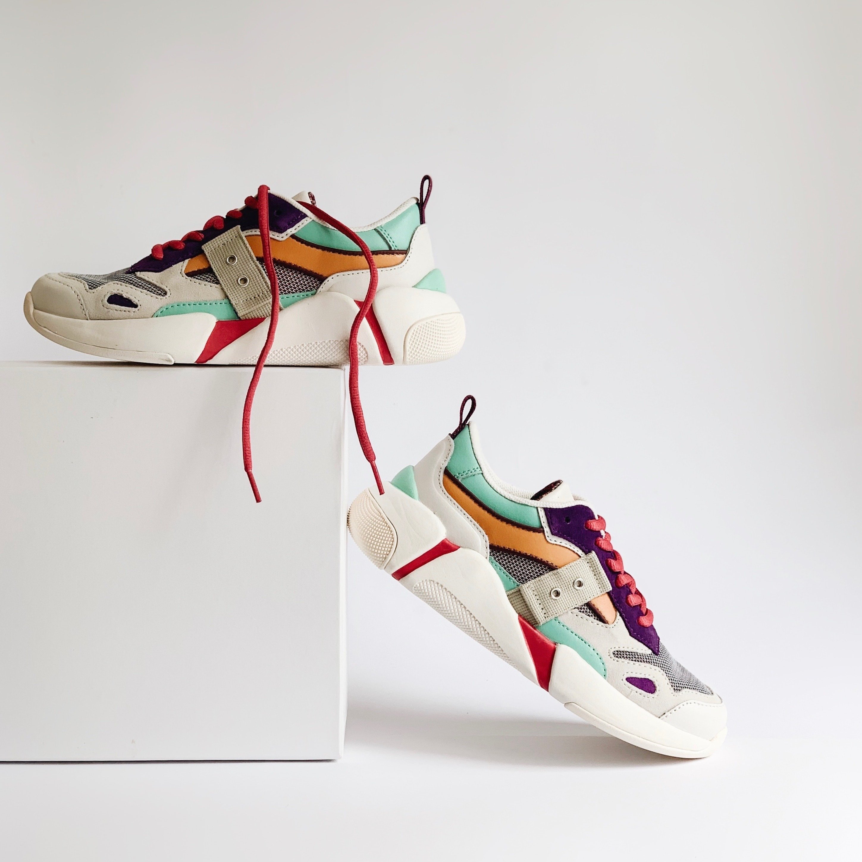 أقوى العروض على الأزياء النسائية من ليدي دايموند