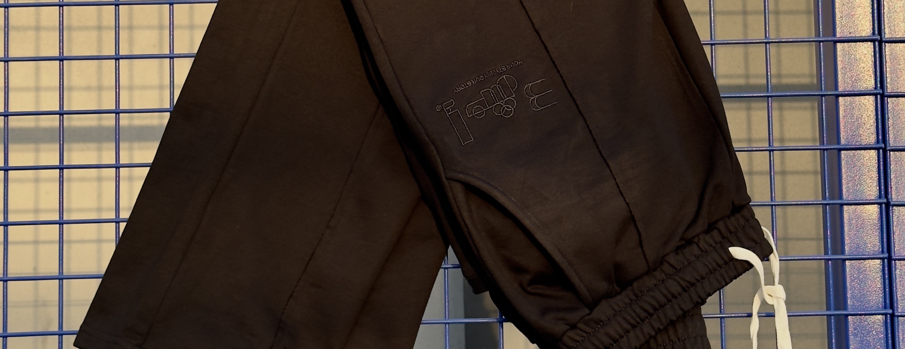 3INCH | ثري إنش image-slider-2