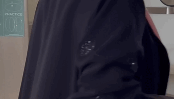 عبايات سوداء