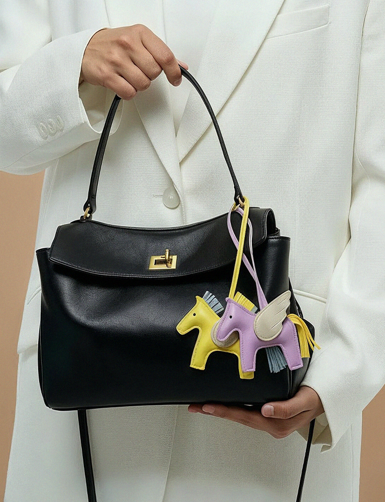 متجر دُوسِيَّة | DOSSIÉ STORE