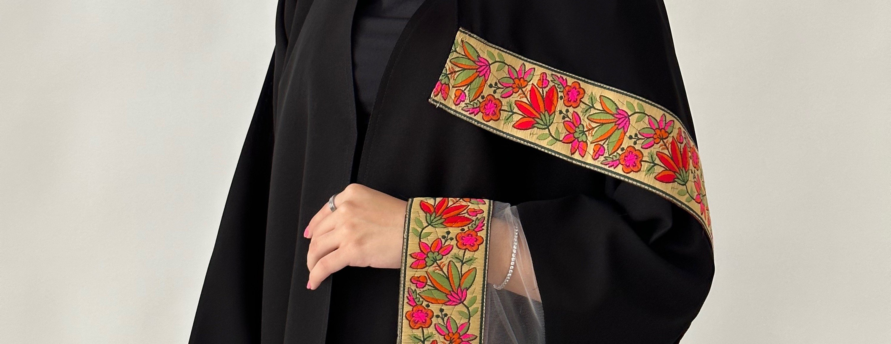 Lattiaabaya image-slider-4