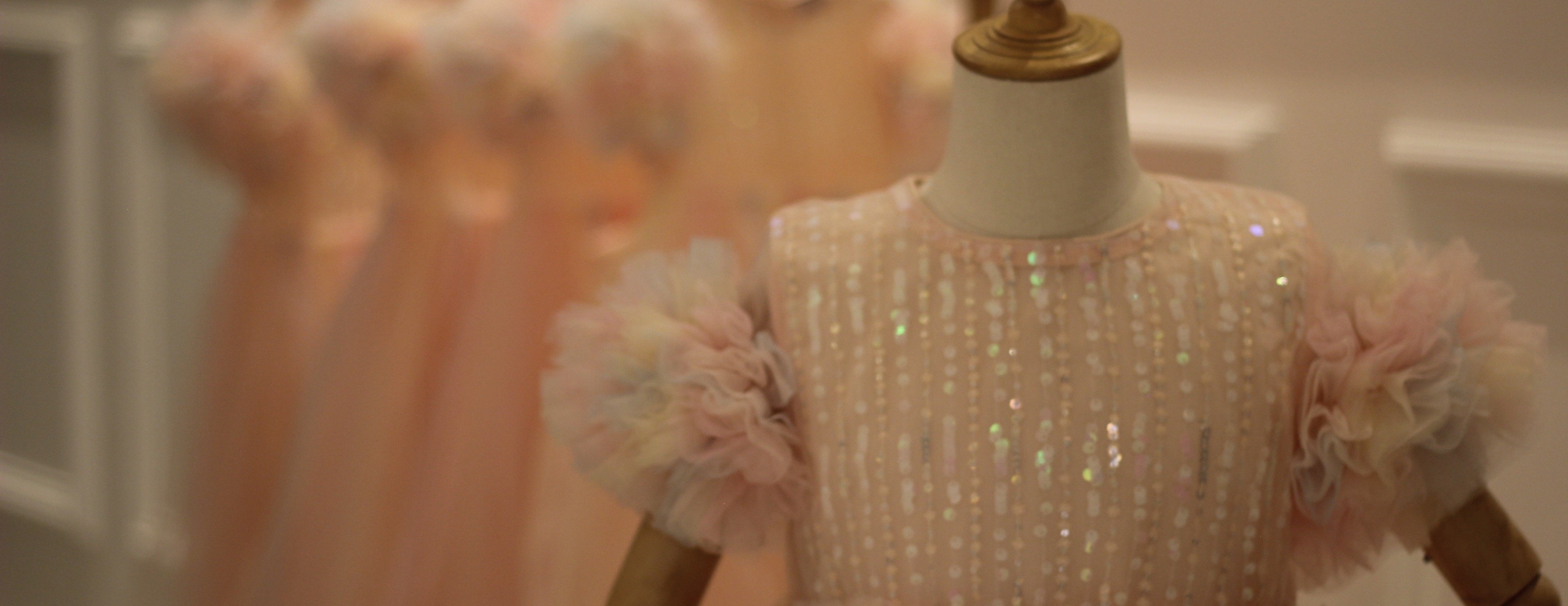 نفاش image-slider-0