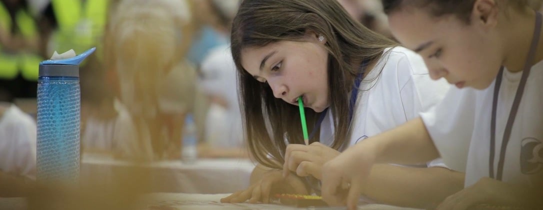 العبقري الصغير image-slider-1