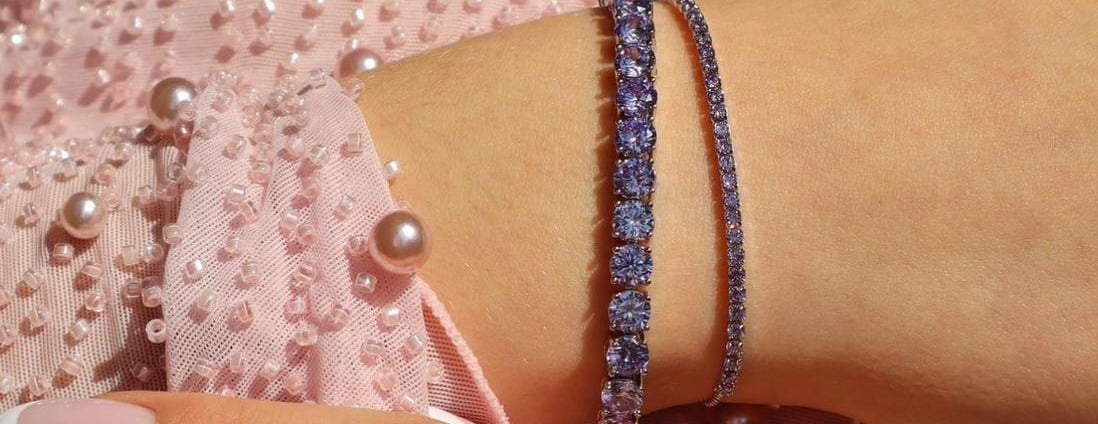 مجوهرات إلينورا للحلي والأحجار الكريمة image-slider-3