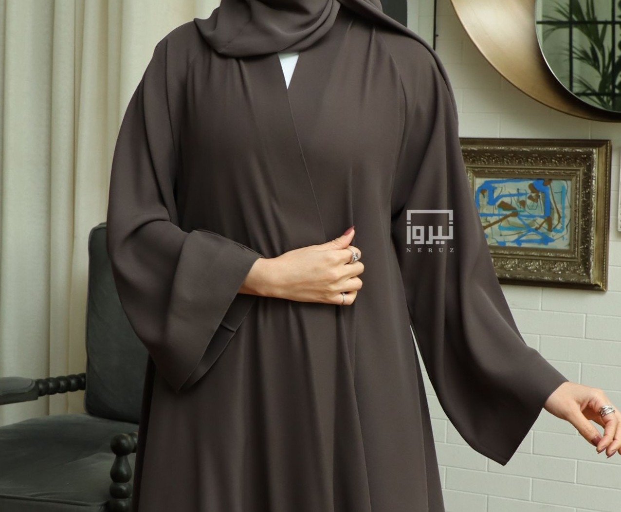 عبايات ملونة