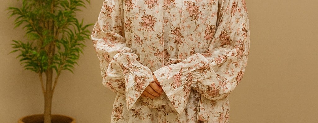 نُوَيْرَا | خُيُوطٌ مِنْ سَكِينَةٍ image-slider-2