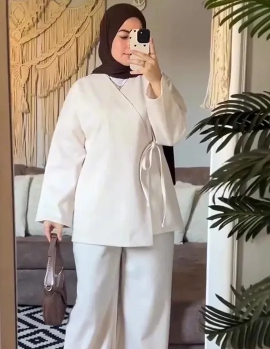 أناقــــــة تليـــــق بــــــكِ  فــــي كل وقــــت.