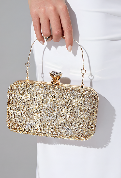 إكسسواراتك تعكس أناقتك