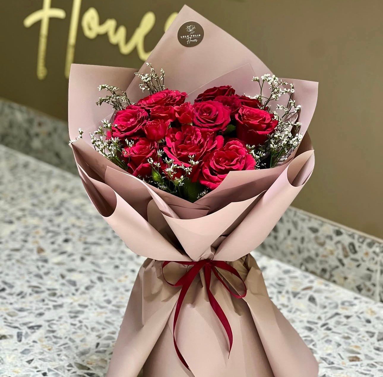 باقات الورود