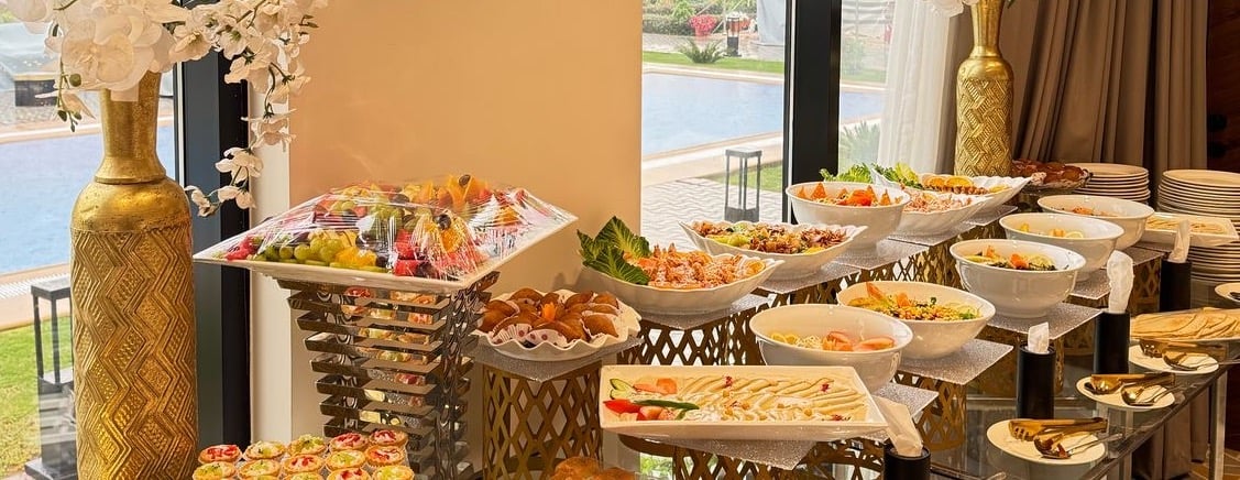 مطعم ارواد الخير اللبناني image-slider-0