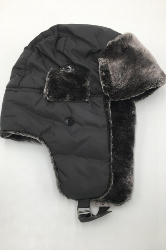 ايس كاب روسي اسود شتوي