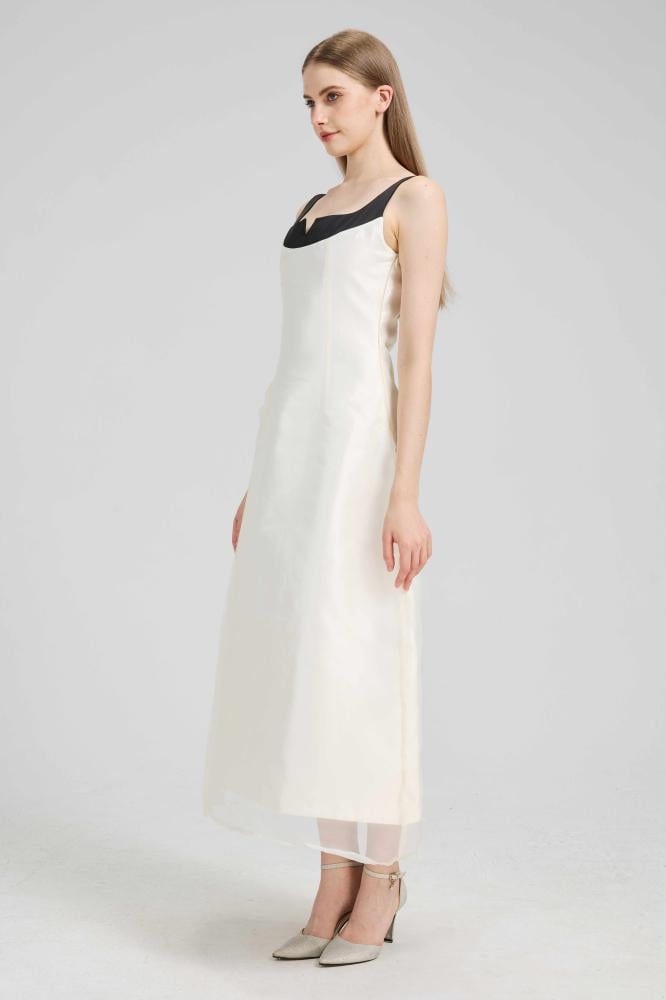 فستان اوف وايت سواريه