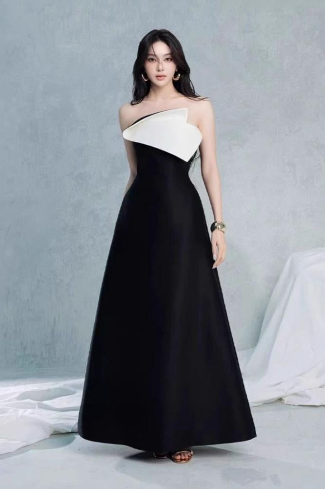 Long black and white dress