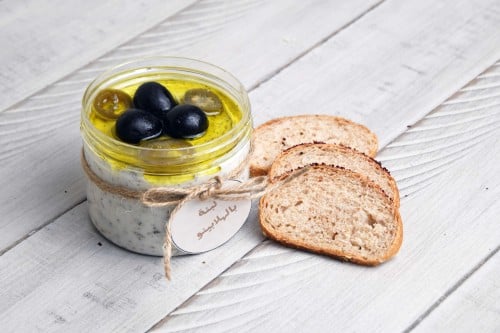 لبنة بالهلابينو