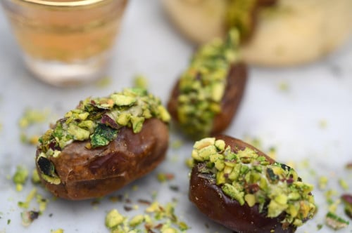 تمر محشي بالفستق (بالكيلو)