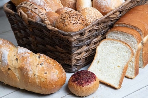 سلة المخبوزات الصغيرة