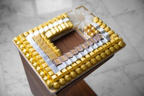 صينية شوكولاته 2000 جرام على طبق  ريزان فاخر