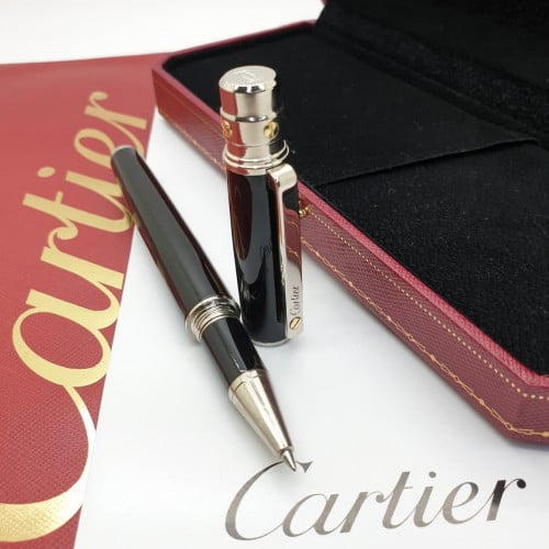 قلم ماركة كارتير أسود بأطراف فضية
